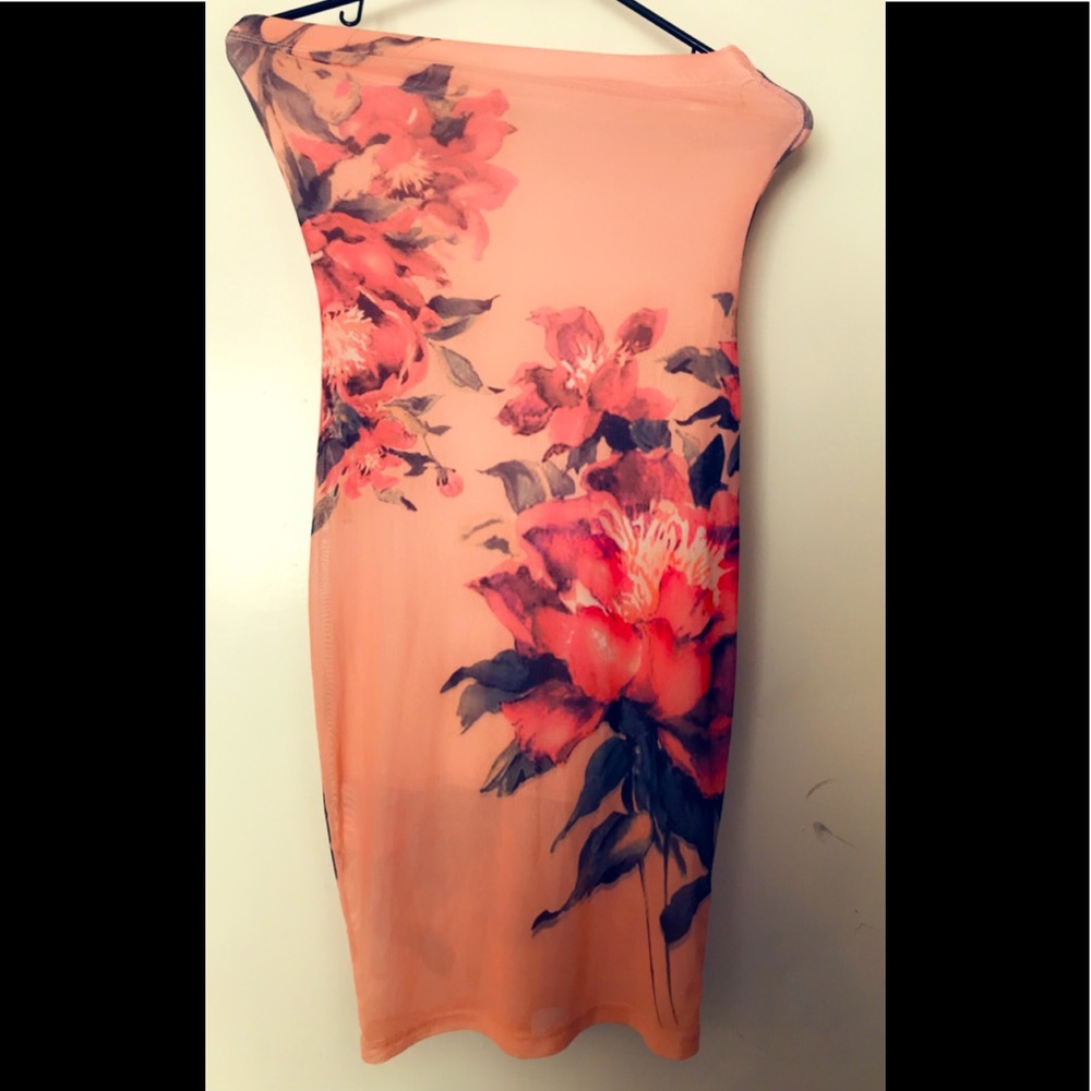 Strapless dress